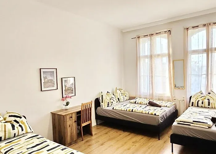 Comfortable For Group 10a Apartman